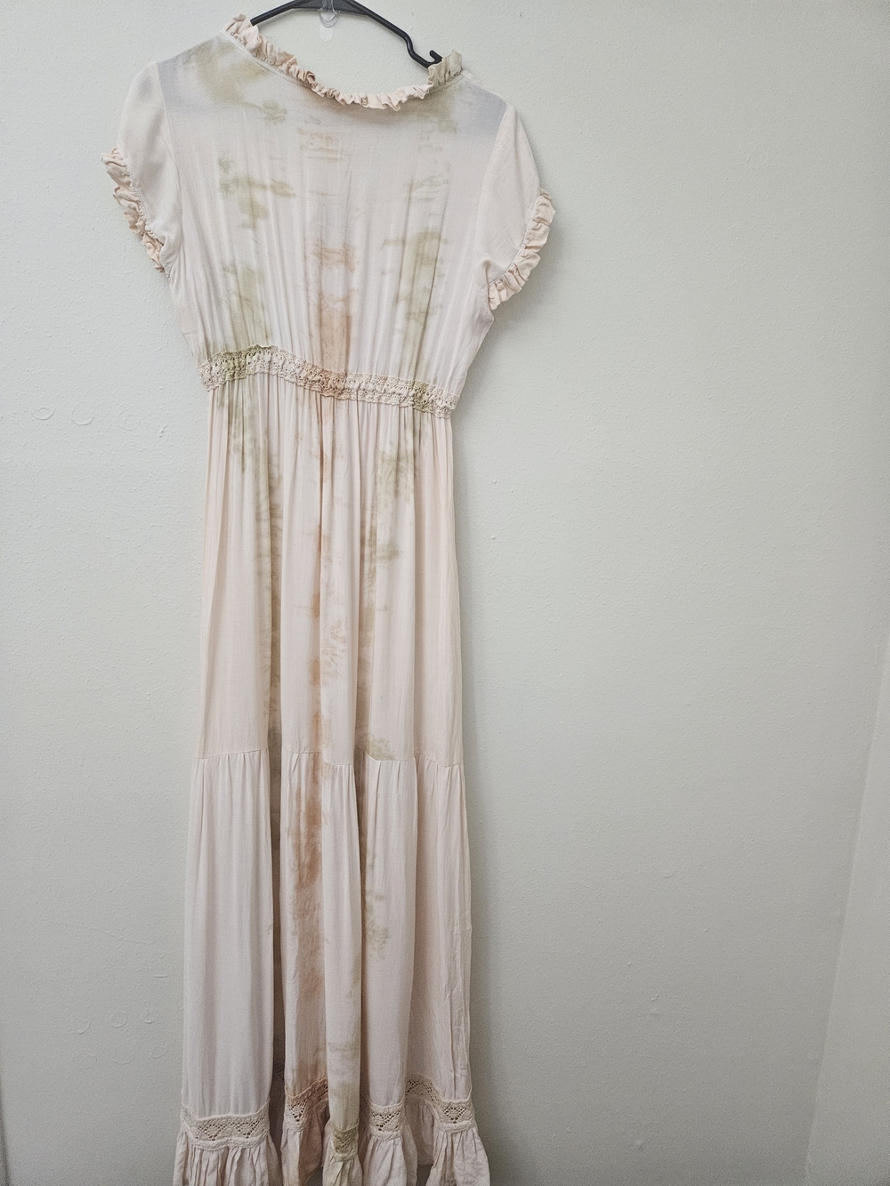 Jen's Pirate Booty Boho Tie-Dye Maxi Dress in Peach & Cream - Picture 6 of 12